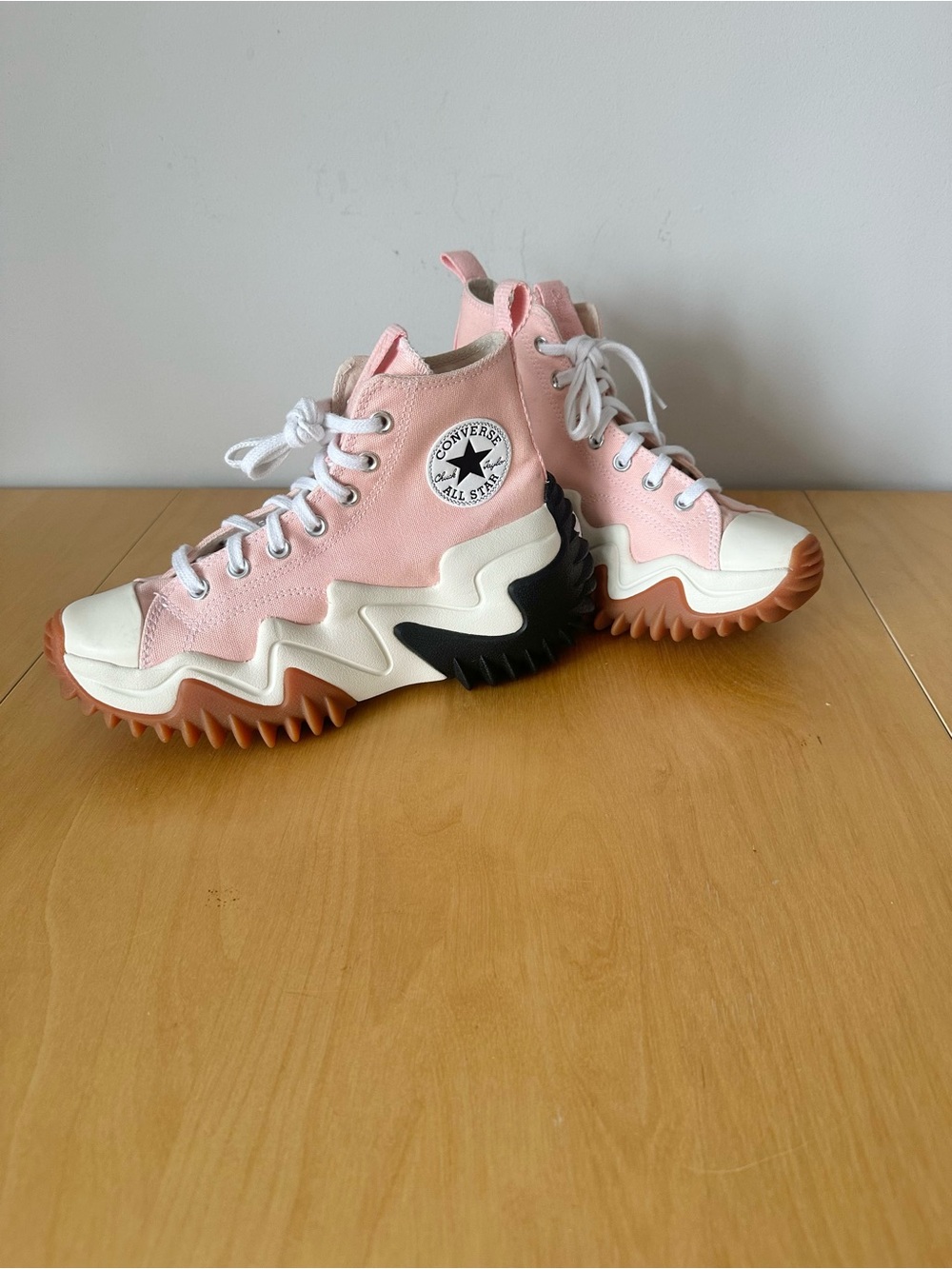 NWOT Converse Run Star Motion High Top Chunky Platform Sneakers in Pink, Sz 7.5 - Picture 2 of 10